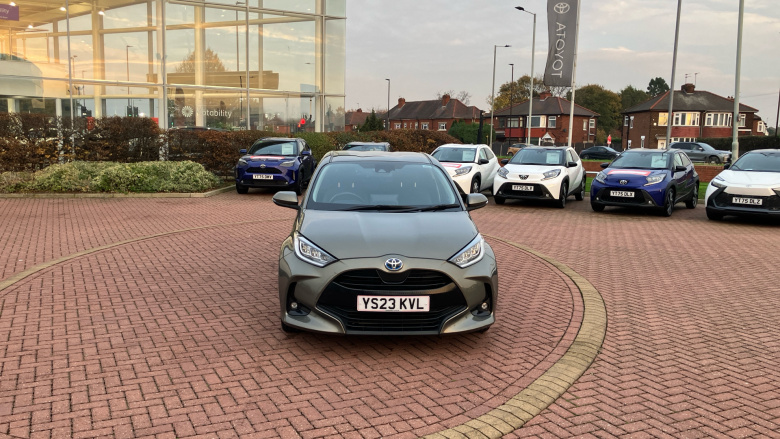 Toyota Yaris 1.5 Hybrid Design 5dr CVT Hybrid Hatchback